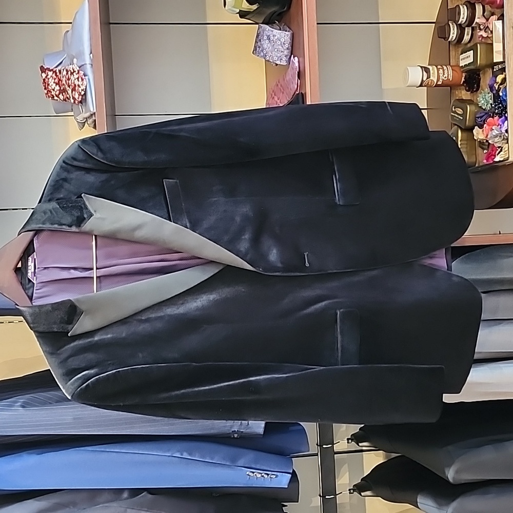 Exclusive Size 42 Long: Black Velour One-Button Peak Evening Jacket